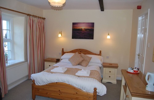 Eyam Hotel | The Miners Arms