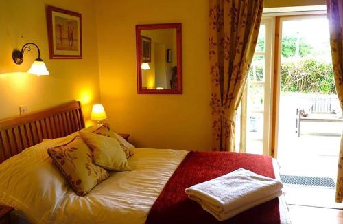 Whitecroft House | The Miners Cottage