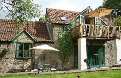 Whitecroft House | The Miners Cottage