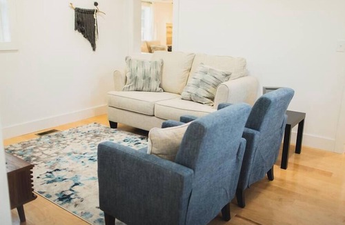 Laurium House | The Miners Rest