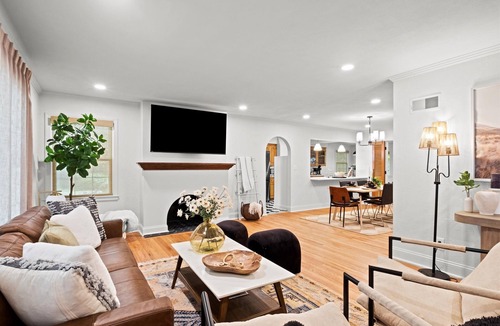 Mission House | The Mini Glenwood - Reimagined Ranch in Mission, KS