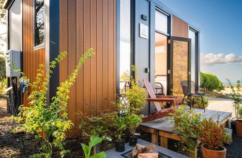 Rewa House | The Mini Mountain Hut 1 by Tiny Away