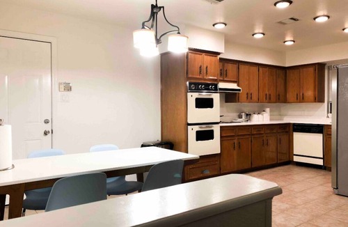 Mesa Park House | The Minimalism near FC Q2✌🏻5 mins to Domain ATX ❤️