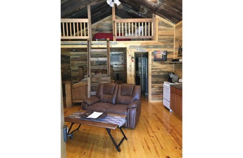 Karnack Cabin | The Minnow Bucket
