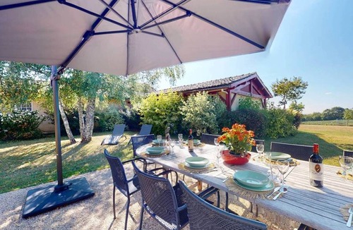 Sainte-Foy-de-Longas House | The Minotier's house at Domaine des Fargues *