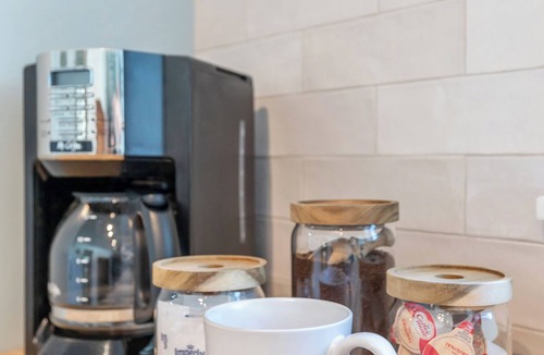 Abilene House | The Minty Blue charming Americana Cottage, newly remodeled and cozy retreat.