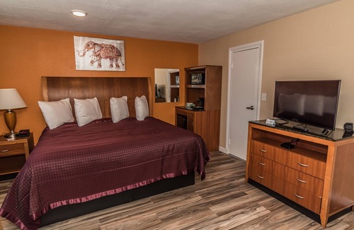 Acton Hotel | The Minuteman Inn