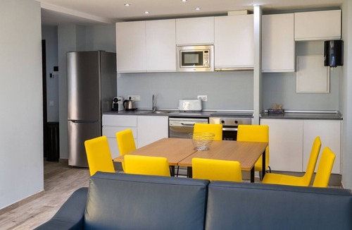 Ransol Apartment | THE MIRROR & SPA by Elegant Residences