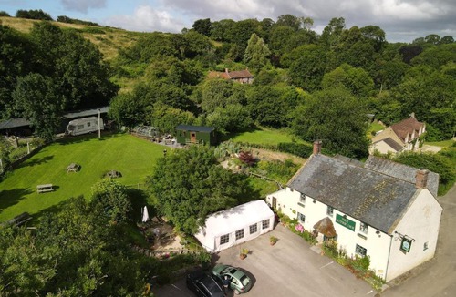 Sherborne Hotel | The Mitre Inn