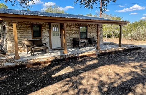Wimberley Cabin | The Mockingbird Inn