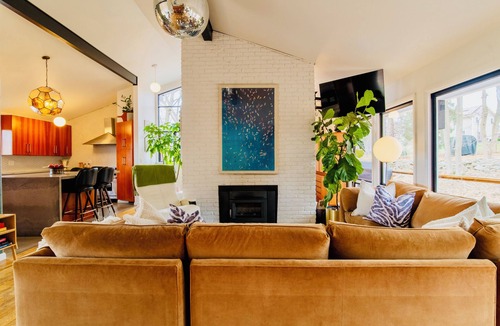 Newburgh House | The Mod Eco-Chic Retreat central to Bethel-West Point -Beacon-Hiking