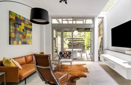 Leichhardt House | The Mod - Striking Split Level Gem in Sydney's West
