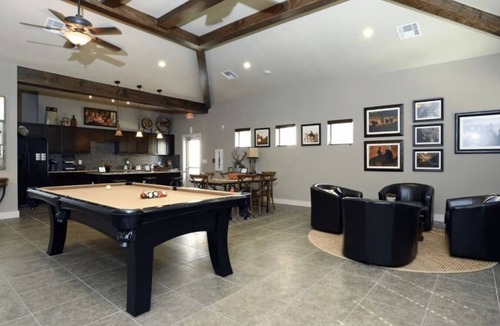 Southside Apartment | The Modern | 3BR2BA | Pool | Gym | Lounge