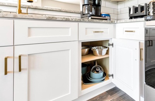Quinton House | The Modern Mile High: Aviator`s Lookout in Quinton