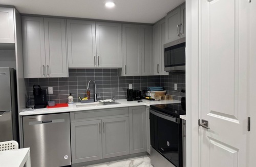 Southwest Calgary Hotel | The Modern Nest