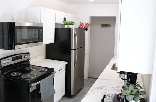 University Place House | The Modern Oasis