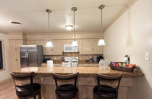 Lubbock House | The Modern Oasis: Outdoor Living & Total Comfort