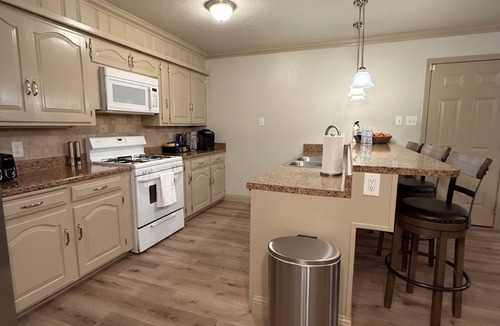 Lubbock House | The Modern Oasis: Outdoor Living & Total Comfort