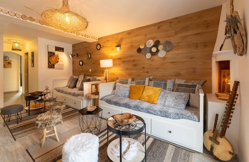 Voiron Apartment | The modern tree, Hyper Center, 8 Pers., T3 on 70m²