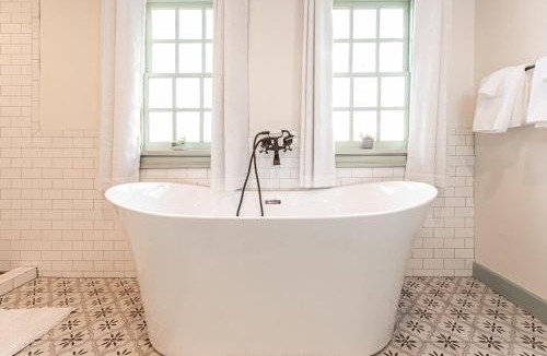 Waco House | The Mohawk Valley House - 4 suite boutique hotel renamed