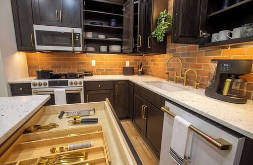 Perrysville House | The Mohican Schoolhouse