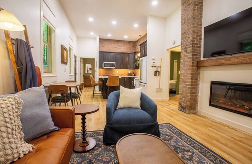 Perrysville House | The Mohican Schoolhouse