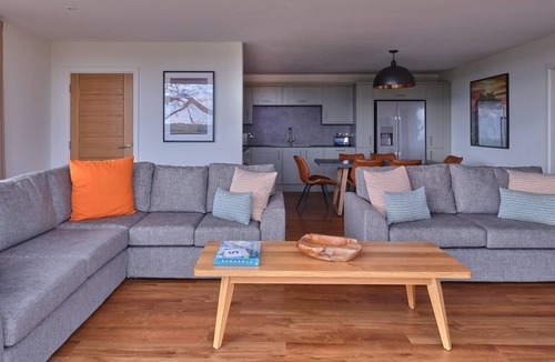 Chittlehamholt Villa | The Mole Resort - Lodges