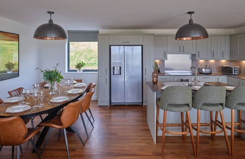 Chittlehamholt Villa | The Mole Resort - Lodges