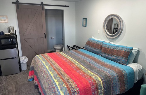 Cheboygan Hotel | The Monarch Motel