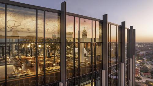 Downtown San Antonio Hotel | The Monarch San Antonio, Curio Collection By Hilton