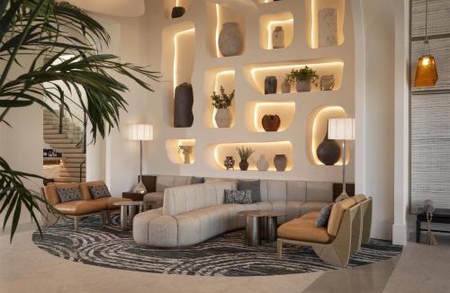 Downtown San Antonio Hotel | The Monarch San Antonio, Curio Collection By Hilton