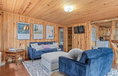 Custer House | The Monet- BHBungalows #1