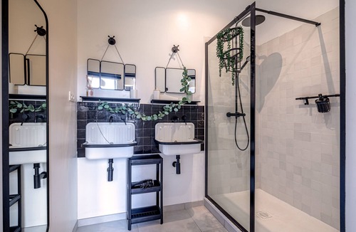 La Gare Apartment | The Monroe, cosy luxury in the heart of Perpignan