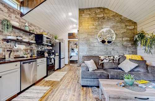 Evergreen House | The Montclair Drive Delight