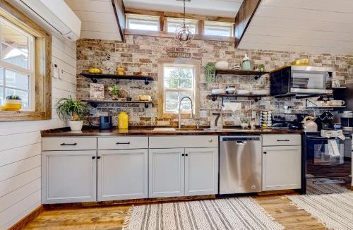 Evergreen House | The Montclair Drive Delight