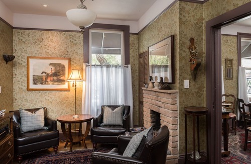 Lower Pacific Heights Bed & Breakfast | The Monte Cristo