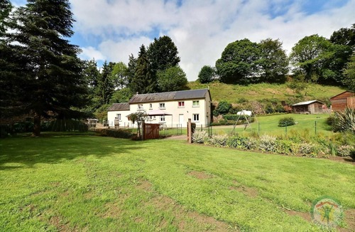 Landivy House | The Monthorin Valley