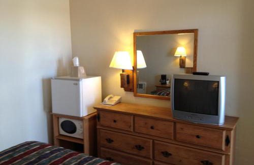 Monticello Hotel | The Monticello Inn