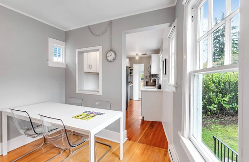 Montlake House | The Montlake Spite House