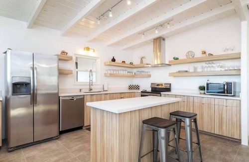 Panorama Heights House | The Moondance 2.5 Acres, Sweeping Views, Hot Tub
