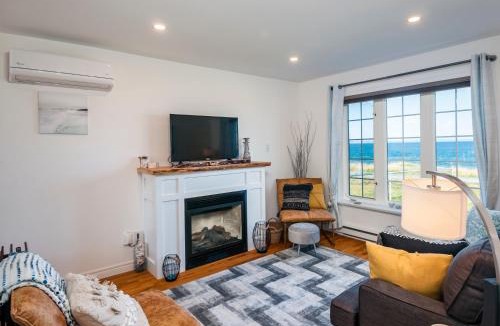 Conception Bay South House | The Mooring Ocean Vw 3B Coastal Experience