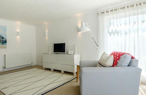 Rock House | The Moorings