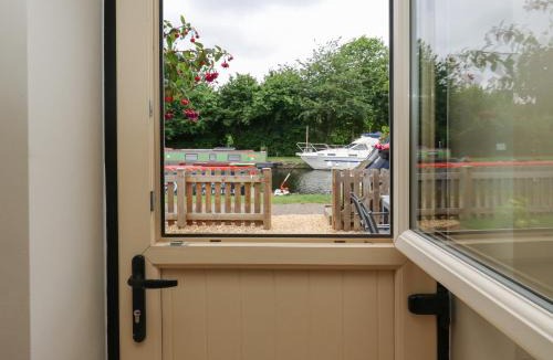 Stanley House | The Moorings