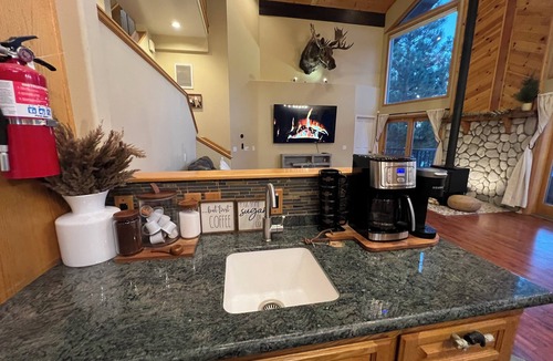 Big Bear City Cabin | The Moose cabin