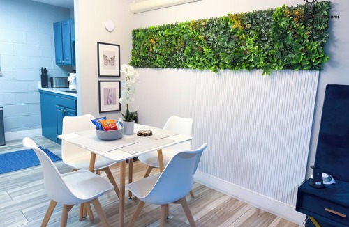 Downtown Memphis Apartment | The Moose