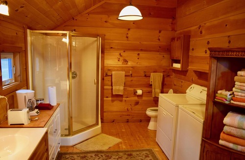 Townsend Bed & Breakfast | The Morning View Suite at the Country Manor Inn