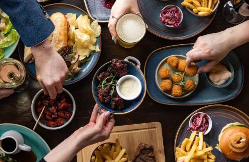 Ower Hotel | The Mortimer Arms