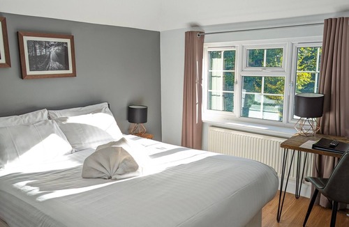 Ower Hotel | The Mortimer Arms