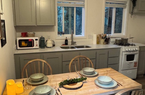 Klamath Cabin | The Mossy Hideout Cabin