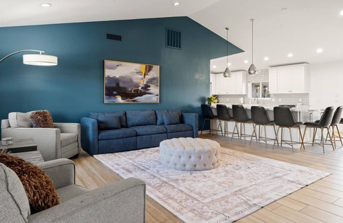 Waltann House | The Most Epic AZ Backyard Experience | Sleeps 20